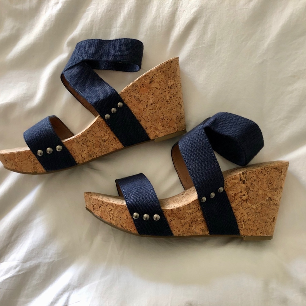 Lucky Brand Marinah Navy Cork Wedge 4" Sandals